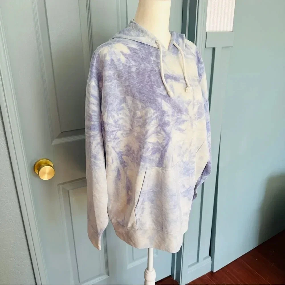 Nike Women’s Icon Clash Dri Fit Blue Tie Dye Hoodie - Picture 4 of 11